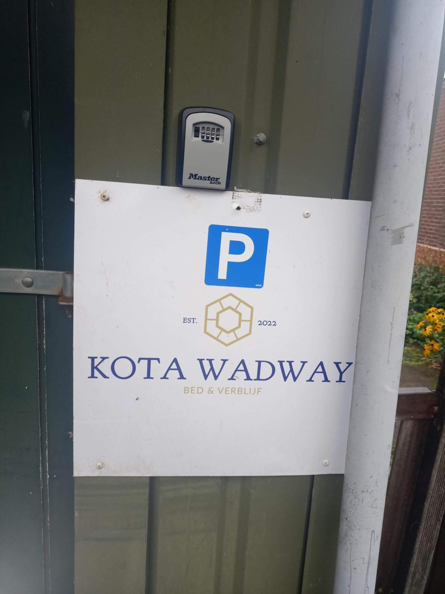 Villa Kota Wadway à Spanbroek Extérieur photo